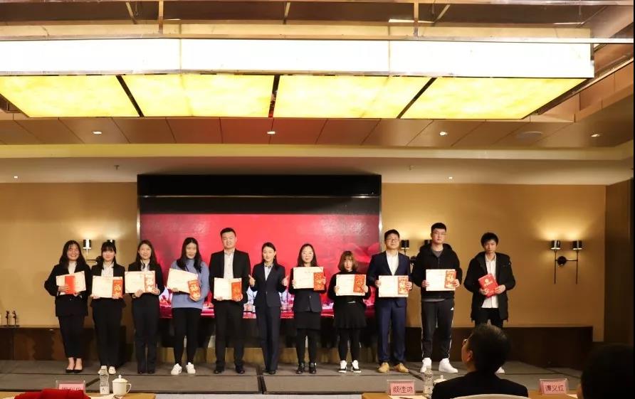 爱游戏在线登录官网篇|凝心聚力谱新篇,砥砺奋进铸辉煌!